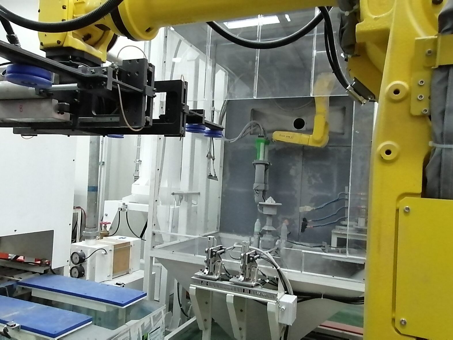 robot powder coating